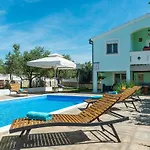 House Marina With Pool Sukošan