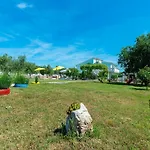 House Marina With Pool