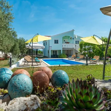 House Marina With Pool Sukošan