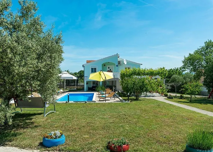 House Marina With Pool Sukošan