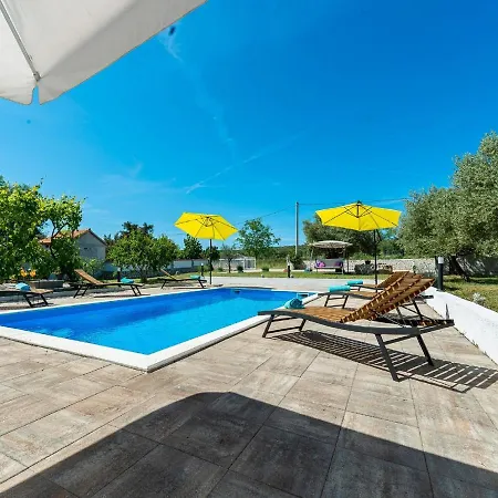 House Marina With Pool Sukošan