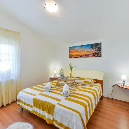 Holiday home House Marina With Pool Sukosan