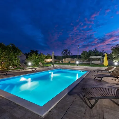 House Marina With Pool Vikendica *