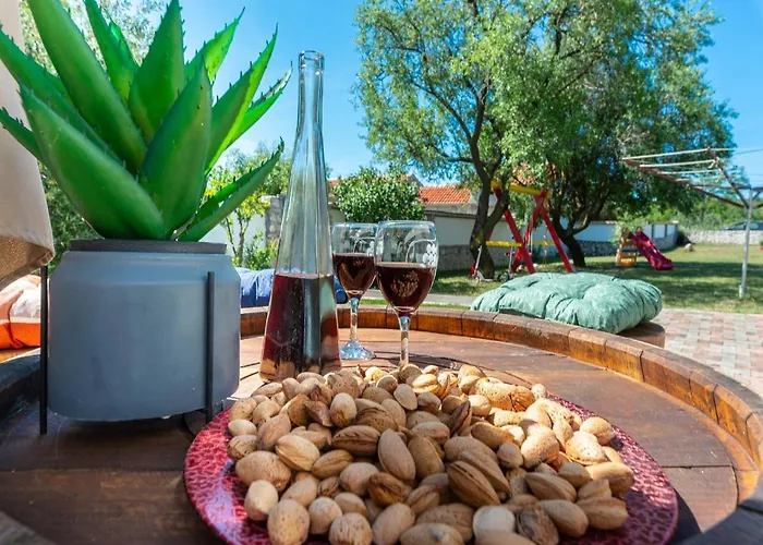 Tatil Evi House Marina With Pool